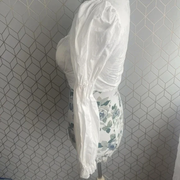 WHITE PrettyLittleThing crop top shirt , M / 10 - Picture 11 of 13